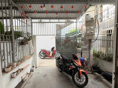 Bán nhà căn góc 2 tầng hẻm hương lô ngọc hiệp giá 1ty9 0