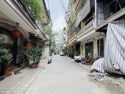 Bán nhà phố sài đồng, 75m2 mt5m vỉa hè ô tô tránh, hàng xóm vinhomes river side 15 tỷ 4