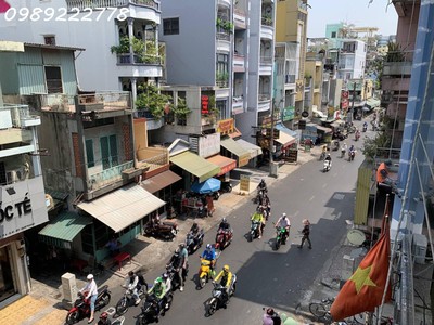 Quận 10 - p4- mặt tiền đường vĩnh viễn - sát bên nguyễn tri phương-trung tâm quận 10 - nơi ít bán. 4