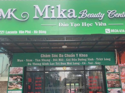 Sang spa tại lk lacasta ngay chân 10 toà chung cư, nhà 2 mặt tiền 2 đường lớn người qua lại rất sầm 0