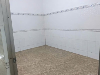 02. nhà 5 triệu 2 phòng ngủ cạnh đường số 1 khu giảng viên 3