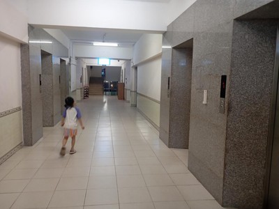 Bán căn hộ 104m , 3 pn, 2wc - ngọc thụy, long biên - giá 4.9 tỷ - sổ đỏ chính chủ 0