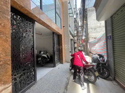 Bán ccmn 8 tầng có thang máy sẵn dòng tiền cho thuê lên tới 70tr/tháng 4