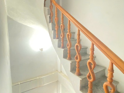Cho thuê nhà ngõ 362 giải phóng, 4 tầng x 36m2, 2 ngủ, chỉ 6 triệu vào ngay 2