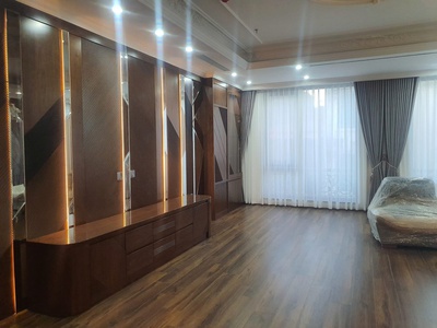 Bán tòa nhà phố lê đức thọ - 115m  x 8 tầng - mt 7m - có hầm - vỉa hè ô tô tránh - 66 tỷ 3