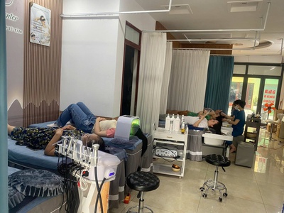 Sang spa tại lk lacasta ngay chân 10 toà chung cư, nhà 2 mặt tiền 2 đường lớn người qua lại rất sầm 3