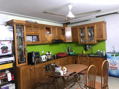 Hai bà trưng 1 nha ra phố oto 7 chỗ vào nhà kinh doanh văn phòng 0