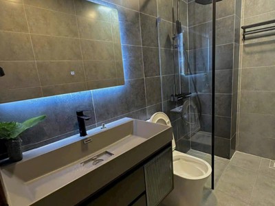 Tôi cho thuê nhà vp, nhà hàng, kd, 94m2  5t  vỉa hè, hoàng quốc việt-30 tr 1