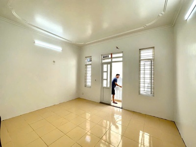 Bán nhà hào khê, 44m 3 tầng ngõ cực nông, giá 2.99 tỉ, ngay lạch tray 2