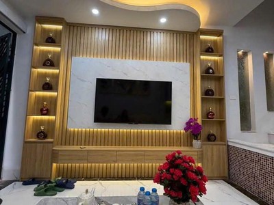  bán nhà  dân xây -  4 tầng phú diễn   ô tô đỗ cổng   mặt tiền rộng 4.5m 1
