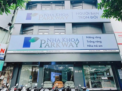 Cho thuê nhà mặt phố hoàng hoa thám, 110m , mt 7.5m, thang máy 0