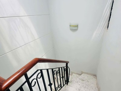  nhà phân lô vip   xe hơi tận nhà   giá chỉ 13.5 tỷ   có sẵn hợp đồng thuê 3