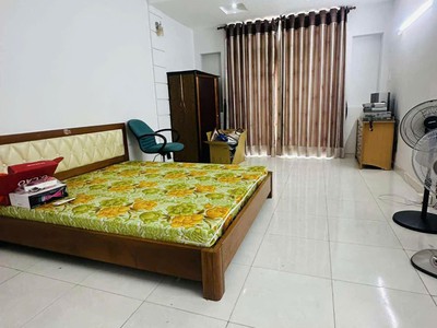  nhà phân lô vip   xe hơi tận nhà   giá chỉ 13.5 tỷ   có sẵn hợp đồng thuê 2
