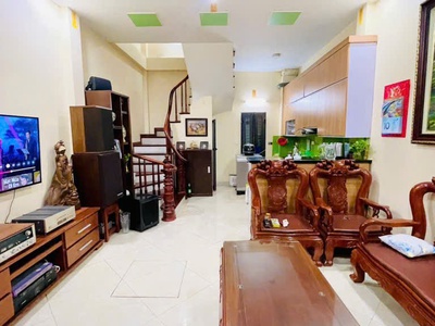 Nhà dân xây phố quan nhân gần hồ về ở ngay 36m, chỉ 7.2 tỷ. 0