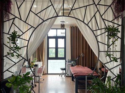Cho thuê mặt bằng tầng 3 Shophoues Vin Imperia làm Spa đã sẵn trang thiết bị chỉ 8tr 0