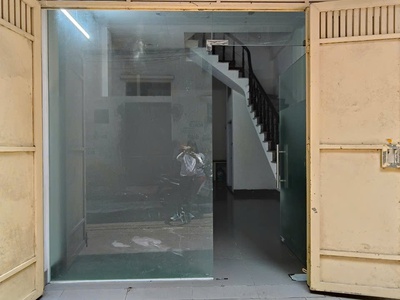 Chính công ty cần mang đến thuê nhà tại số 1b ngõ 840 bạch đằng, hai bà trưng, hà nội 4