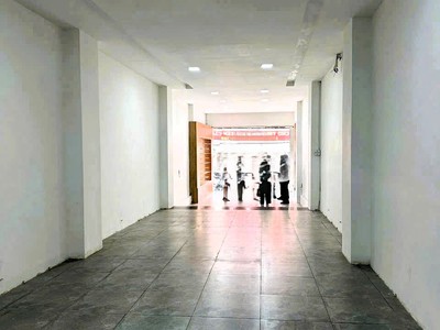 Cho thuê mbkd ngay chợ thủ đức, mặt tiền đẹp, khu cực kỳ đông khách 0