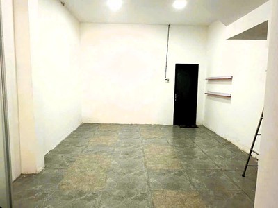 Cho thuê mbkd ngay chợ thủ đức, mặt tiền đẹp, khu cực kỳ đông khách 1