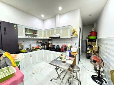 Bán nhà 2 tầng mới đẹp đường số 11 linh xuân, sân ô tô, 3pn 1