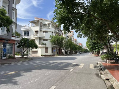 Bán lô đất mặt đường Nguyễn Thị Định, Đông Nam Cường, TP HD, 68m2, mt 4m, trục chính 0
