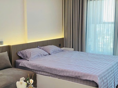 Cho thuê căn hộ 1 ngủ cao cấp Diamond Crown 6