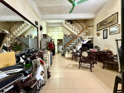 Phân Lô Lý Nam Đế 52M2 Mặt Tiền 5.2M Ô TÔ Tránh Đỗ 4 Tầng 26 Tỷ Ô Thang máy 2