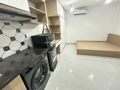 Mễ Trì Nam Từ Liêm 42m 7 tầng thang máy 12 phòng cho thuê KK full nội thất 1