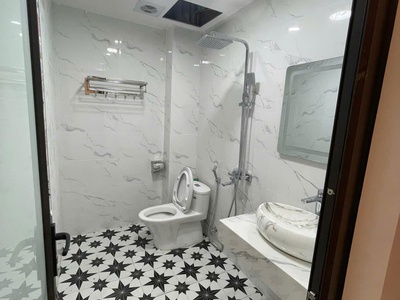 Chính chủ cần bán nhà 17 Phố Phùng Chí Kiên 45 m2 x 6 t thang máy ô tô vào 14,5 tỷ 6