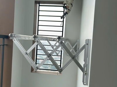 Lắp đặt giàn phơi, lưới an toàn, cửa lưới, vách ngăn lạnh tại Chung cư Biên Hòa 0