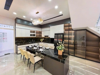 2.3 tỷ tặng nội thất 120m2 sân rộng hẻm 1/ 6m, TDM 0