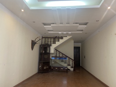 Chính chủ cho thuê căn hộ chung cư 240m2  3 tầng , Long Biên, Hà Nội 1