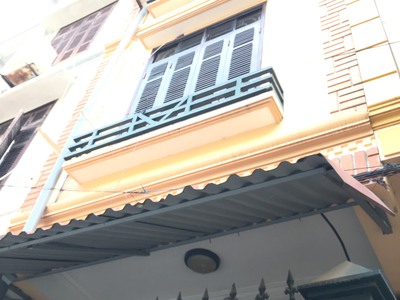 Cho thuê nhà 5 tầng phố Đội Nhân, Ba Đình, Hà Nội 0