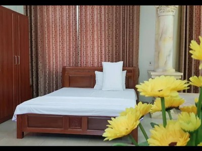 Bán gấp khách sạn 1400m2, mt20m, 7t, 28 tỷ, sóc sơn. 1
