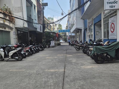Hơn 9tỷ- nhà hẻm xh ngay cx đô thành quận 3- 42m 4tầng,  mới đẹp vào ở luôn. 0