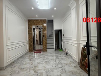 Nhà minh khai ngay đầu ngõ thông chủ xây đẹp 5 tầng có thang máy 3