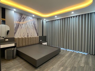  ngọc thuỵ - long biên - lô góc 2 mặt thoáng - thang máy xịn - full nội thất - ô tô vào nhà - 1