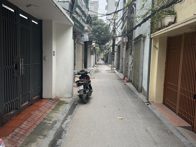 Bán nhà ngọc thụy 22 tỷ 100m ngõ ô tô,nhà vườn ở thích,long biên 1