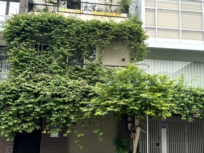 Bán nhà lâm hạ 27 tỷ 90m mặt tiền 6m view vườn hoa,long biên hà nội 0
