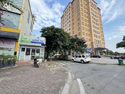 Mặt phố nguyễn văn hưởng 23 tỷ 70m mặt tiền 6m kinh doanh cho thuê đỉnh,long biên 2