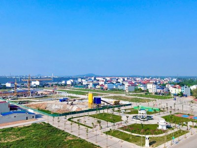 Em trường cđt có quỹ đất nền đẹp nhất ngay sam sung, đối diện 2 tòa chung cư. quỹ lô đẹp có hạn. 1