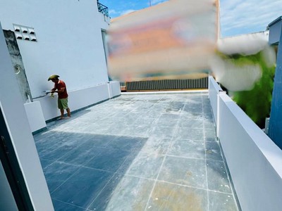 Bán căn góc 2 tầng 1 tum mặt tiền đường hoàng văn thụ phương sài nha trang 4