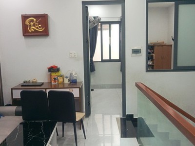 Bán nhà đẹp 1 trệt 2 lầu 94m2 dĩ an tphcm,đường 2 ô tô thông,giá đầu tư 2