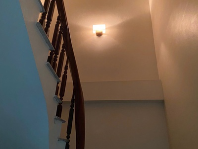 Cho thuê nhà ngõ 108 đông thiên, 5 tầng x 30m2, 3 ngủ, 8.5 triệu 3