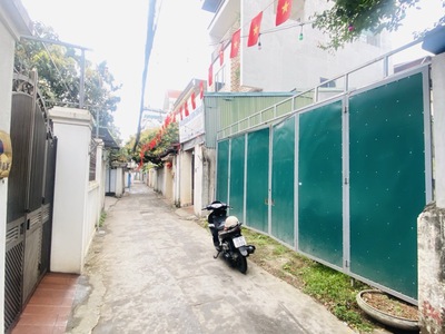 Bán đất hồng tiến 25 tỷ 122m mặt tiền 7m ngõ ô tô, long biên hà nội 2