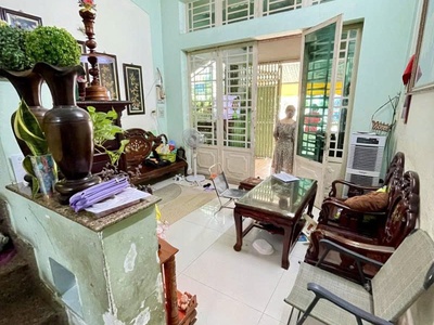 Bán nhà mặt tiền lê sao - gần nguyễn sơn, hiền vương, 6/10x13m, 4 tầng - 4pn, 8,5 tỷ. 0