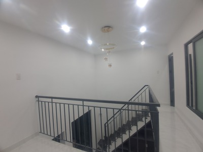 Nhà 60m ra mt hải phòng đối diện ga tàu, 44m2, lửng đúc 2pn, 2.45 tỷ 2