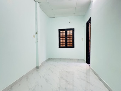Bán nhà sát hẻm xe tải , lê quang định, bình thạnh, 33m2 chỉ 4ty650 3