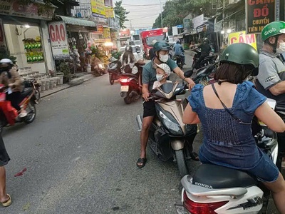 Bán gấp nhà cấp 4 chợ trần quang cơ, q 12, đang cho thuê 12 triệu/ tháng, chỉ 3.5 tỷ 0