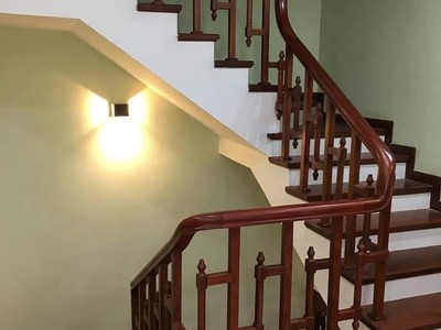 Cho thuê nhà mới, căn góc, tôn đức thắng, thang máy  vỉa hè 104m2  5t- 31 tr 1