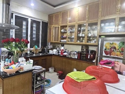 Bán nhà hoàng hoa thám, ba đình, ngõ thông 90m2, 4.5 tầng thang máy, chỉ 17.9 tỷ 1